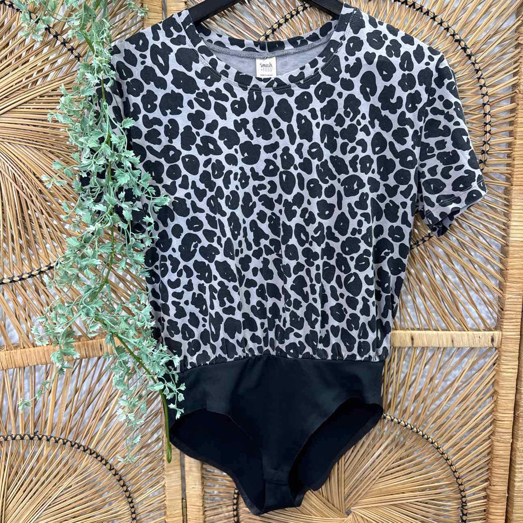 Smash + Tess Mom Wear