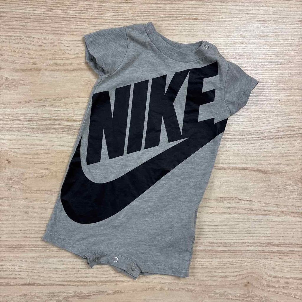 Nike ROMPER